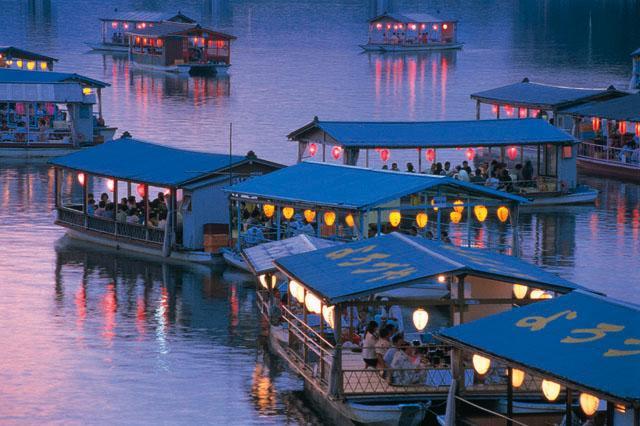 Riverside Hotel Sansuikan Хита Экстерьер фото