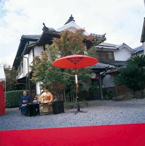 Riverside Hotel Sansuikan Хита Экстерьер фото